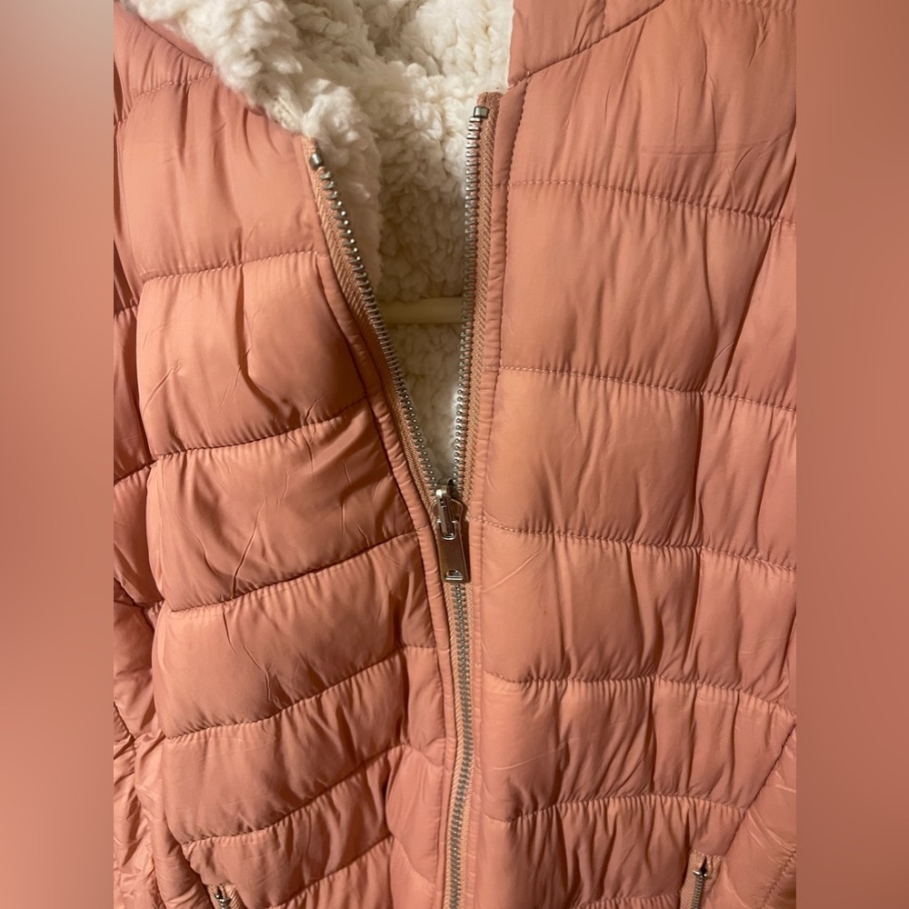 Reversible Puffer Jacket - Mauve - image 3